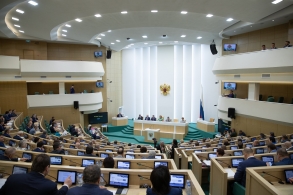 В Совете Федерации одобрили взятие под контроль вопроса аукционной системы в рыбопромышленном комплексе