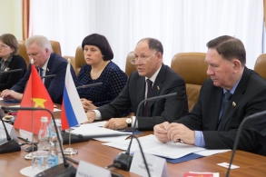 взаимодействие между Федеральным Собранием России и Национальным собранием Вьетнама активно продвигается 