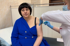 Елена Афанасьева сделала прививку от коронавируса 